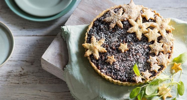 Fruit mince tart with sage pastry